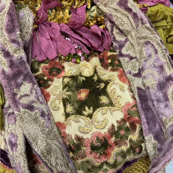 Magnolia Pearl Pink and Green Tapestry Tote beautiful earlier - Picture 8 of 10